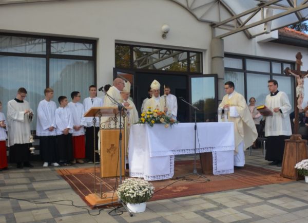 Slavlje svetkovine Svih svetih u Đakovu