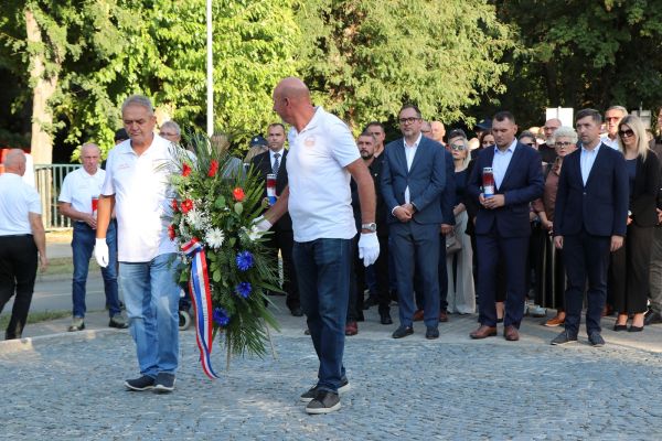 Đakovo obilježilo 35 godina od oslobađanja vojnih objekata i osnutka 122. brigade HV-a