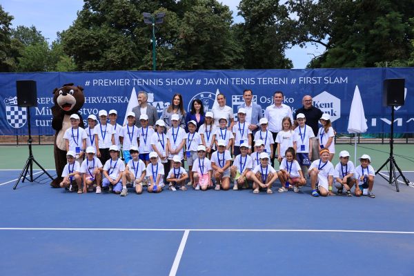 U Osijeku počeo međunarodni dječji teniski turnir First Slam