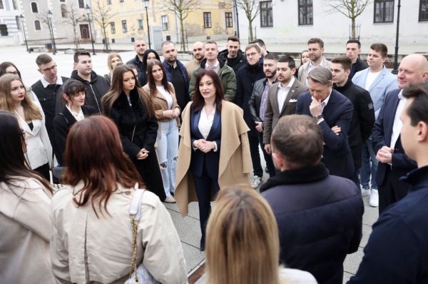 Osječko-baranjska županija bilježi pozitivne demografske trendove, važan porast upisa djece u osnovne &scaron;kole i vrtiće
