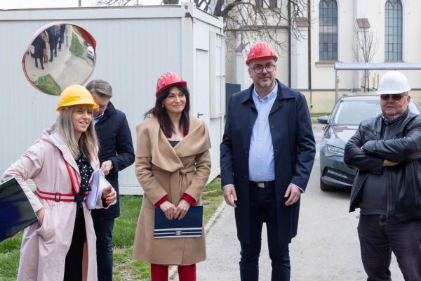 U tijeku dogradnja OŠ Satnica Đakovačka vrijedna 1,6 milijuna eura